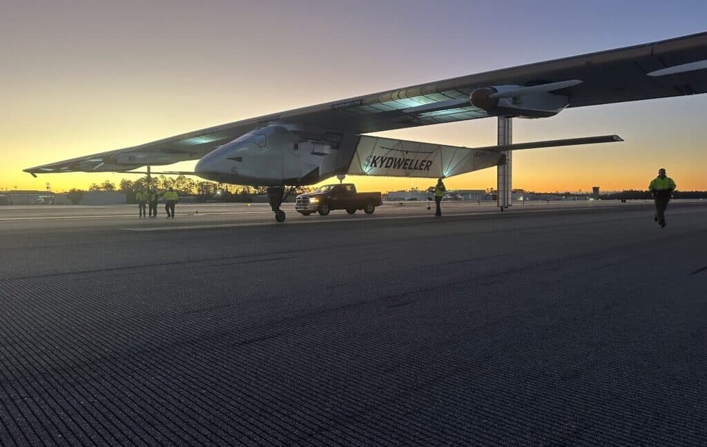 Record-Breaking Solar Drone with Jumbo Jet Wingspan Achieves Milestone, Then Crashes: An Analysis of its Technological Legacy